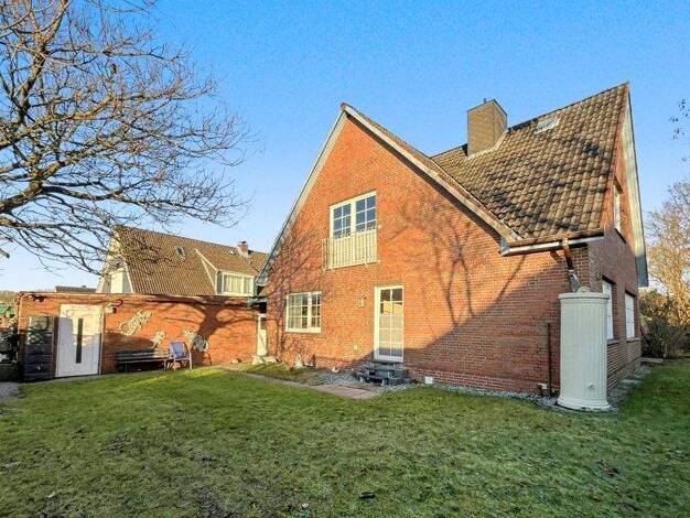 Einfamilienhaus zum Kauf 385.000 € 8 Zimmer 229,9 m² 648 m² Grundstück Wacken 25596