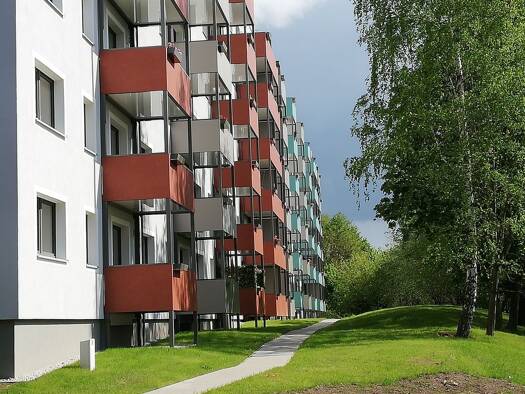 Wohnung zur Miete 359 € 2 Zimmer 41,5 m² 6. Geschoss Am Bernsdorfer Hang 12 Bernsdorf Chemnitz 09126