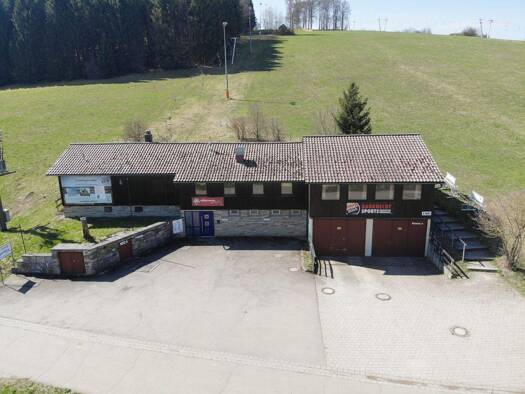 Sonstiges zum Kauf 299.000 € 5 Zimmer 1.000 m² Grundstück Zainingen Römerstein 72587
