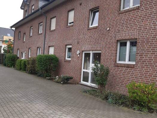 Wohnung zur Miete 800 € 3 Zimmer 84,6 m² EG Mündelheimer Str. 112 Hüttenheim Duisburg 47259