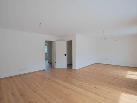 Wohnung zur Miete - Erstbezug 950 € 3 Zimmer 85,6 m² 1. Geschoss Viechtach 94234