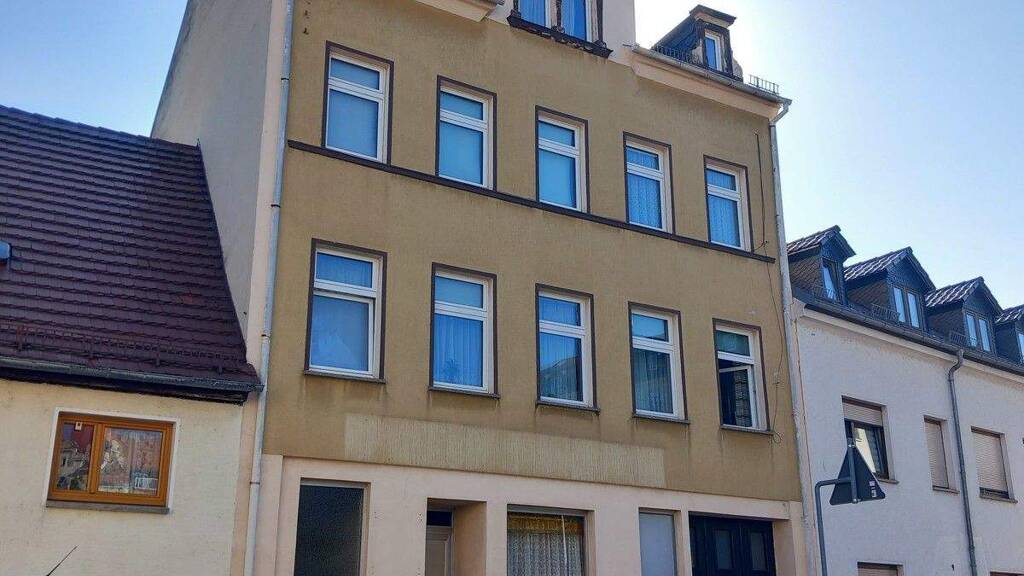 Stadthaus zum Kauf 69.000 € 9 Zimmer 185 m² 370 m² Grundstück Crimmitschau 08451