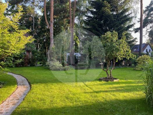 Einfamilienhaus zum Kauf 798.000 € 8 Zimmer 276,6 m² 1.130 m² Grundstück Waldesruh Hoppegarten 15366