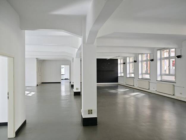 Bürofläche zur Miete provisionsfrei 3.240 € 282 m² Bürofläche Ost Stuttgart 70190