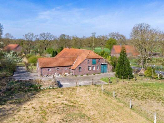 Einfamilienhaus zum Kauf 259.000 € 4 Zimmer 85,5 m² 6.235 m² Grundstück Leerhafe Wittmund 26409