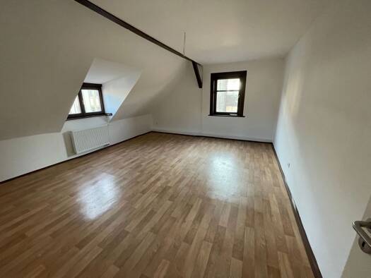 Wohnung zur Miete 440 € 2 Zimmer 67 m² 3 Geschosse frei ab sofort Apolda Apolda 99510