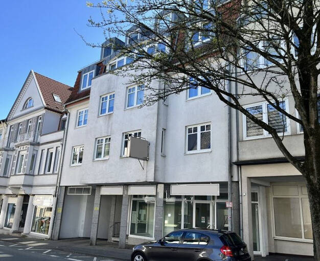 Wohn- und Geschäftshaus zum Kauf als Kapitalanlage geeignet 964.000 € 112,5 m² 389 m² Grundstück Bad Salzuflen Bad Salzuflen-Innenstadt 32105