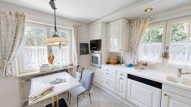 Wohnung zur Miete 1.200 € 3,5 Zimmer 110 m² frei ab 01.09.2025 Überlingen Überlingen 88662