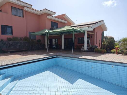 Chalet zum Kauf 1.790.000 € 5 Zimmer 585 m² 727 m² Grundstück San Bartolomé de Tirajana 35100