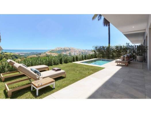 Reihenhaus zum Kauf - Erstbezug 1.200.000 € 3 Zimmer 192 m² 226 m² Grundstück Casares 29690