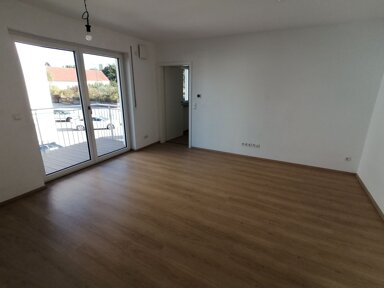 Wohnung zur Miete 450 € 2 Zimmer 40,6 m² 1. Geschoss frei ab sofort Oberhausen Oberhausen 86697