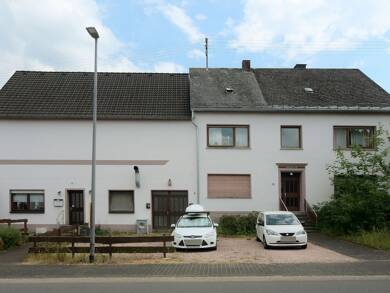 Haus zum Kauf 290.000 € 7 Zimmer 200 m² 3.009 m² Grundstück Trierer Straße 45/45a Brücken 55767