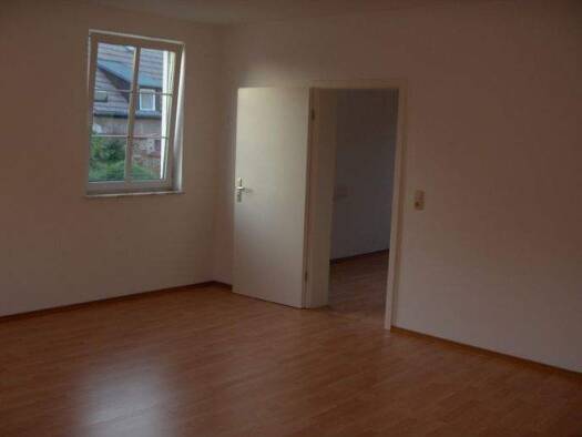Wohnung zur Miete 540 € 3 Zimmer 90 m² 1. Geschoss frei ab 01.04.2026 Leipziger Str. 58 Landsberg 06188