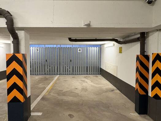 Tiefgaragenstellplatz zur Miete 250 € Innenstadt Regensburg 93047