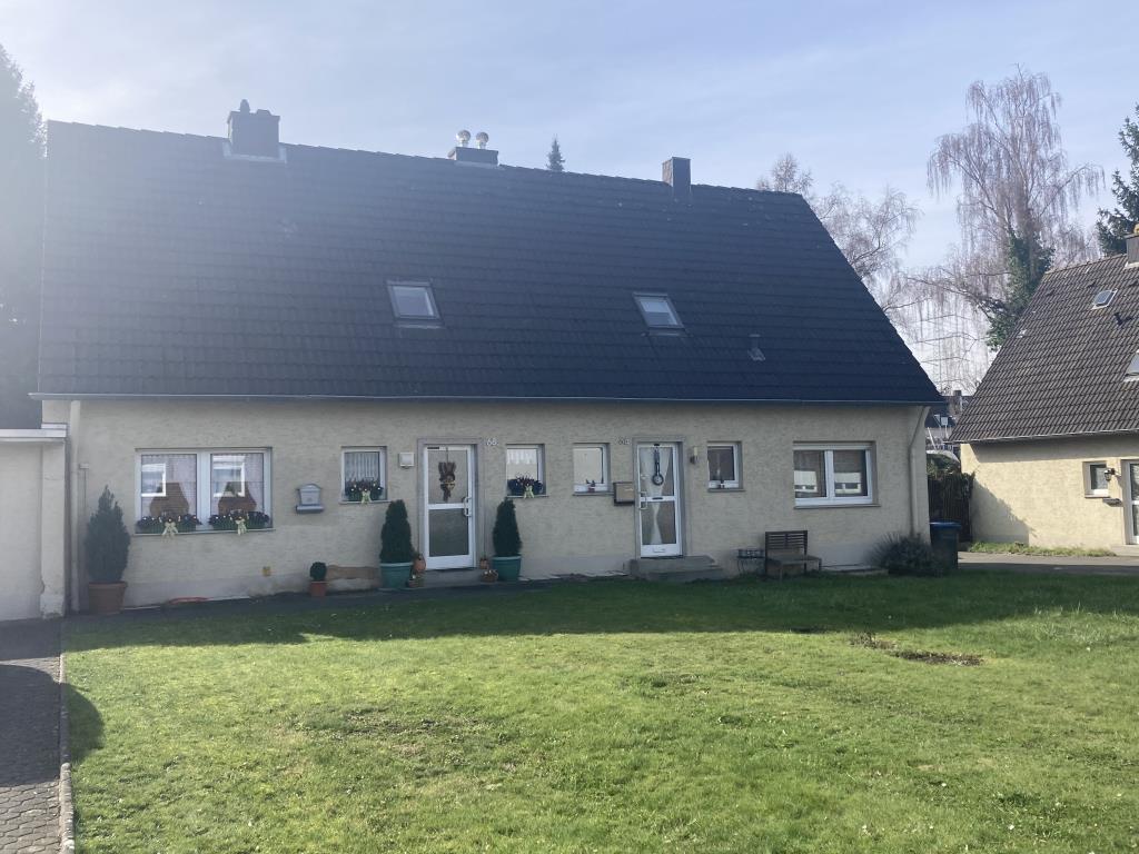 Mehrfamilienhaus zum Kauf provisionsfrei 700.000 € 13,5 Zimmer 240 m²<br/>Wohnfläche 3.000 m²<br/>Grundstück Fortunastr. 64,66,68 Oberaußem Bergheim 50129