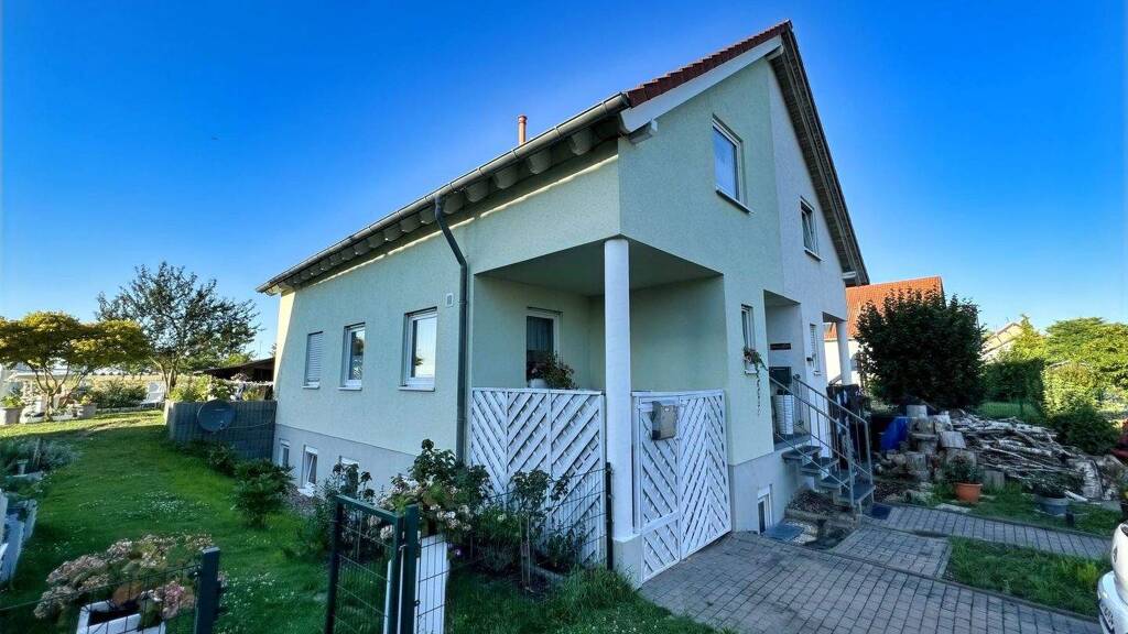 Doppelhaushälfte zum Kauf 195.000 € 5 Zimmer 120 m² 363 m² Grundstück Drei Gleichen 99869