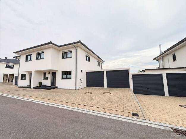 Doppelhaushälfte zur Miete 1.500 € 4 Zimmer 150 m² 367 m² Grundstück frei ab 01.12.2026 Monheim Monheim 86653