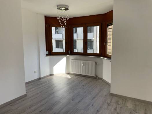 Wohnung zum Kauf 210.000 € 2 Zimmer 63,5 m² frei ab sofort Kasernenviertel Regensburg 93053