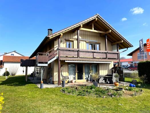Mehrfamilienhaus zum Kauf 339.000 € 5 Zimmer 132 m² 1.080 m² Grundstück Bruck Künzing 94550