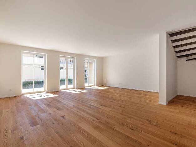 Reihenmittelhaus zur Miete - Erstbezug 2.610 € 5 Zimmer 153 m² 155 m² Grundstück Unterweikertshofen Erdweg 85253