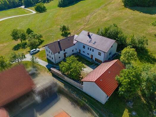 Immobilie zum Kauf 598.000 € 11 Zimmer 251 m² 43.679 m² Grundstück frei ab sofort Gerading Zenting 94579