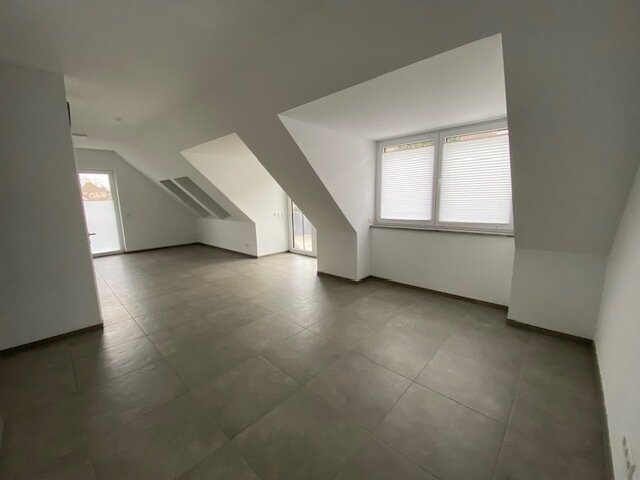 Wohnung zur Miete 900 € 2 Zimmer 61,3 m²<br/>Wohnfläche 2.<br/>Geschoss ab sofort<br/>Verfügbarkeit Steinbachtal Würzburg 97082