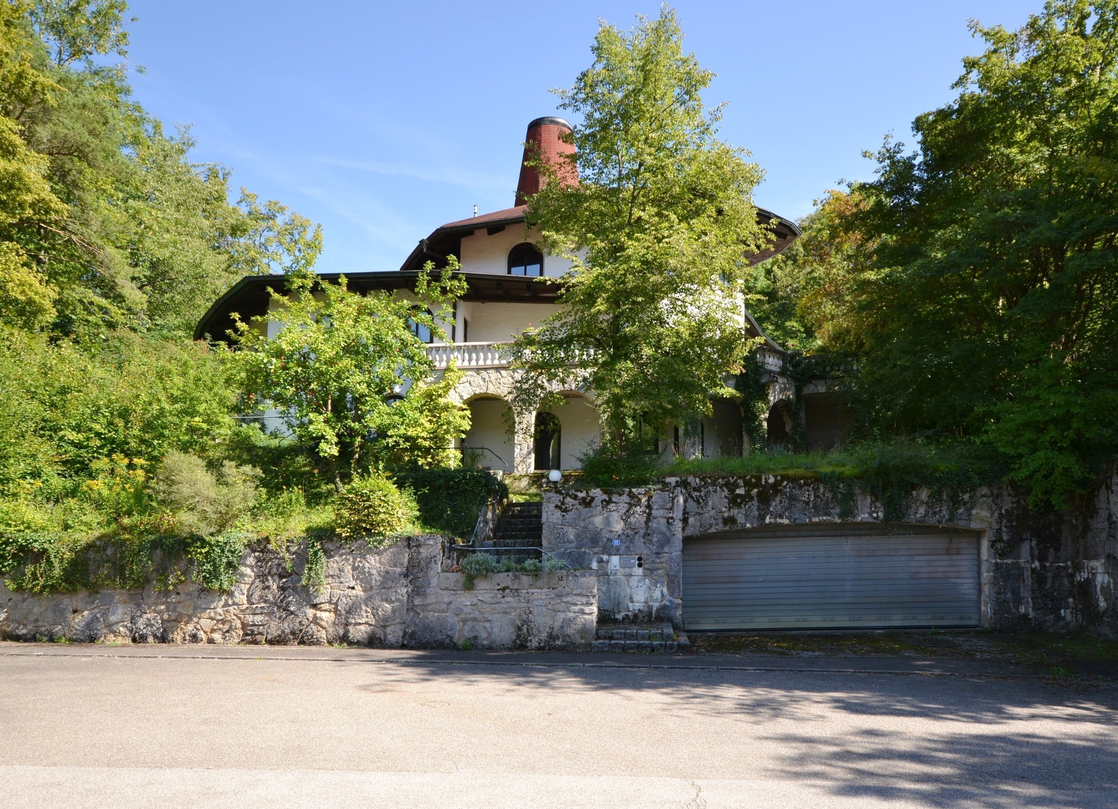 Einfamilienhaus zum Kauf 899.000 € 546,7 m²<br/>Wohnfläche 2.541 m²<br/>Grundstück Pappenheim Pappenheim 91788