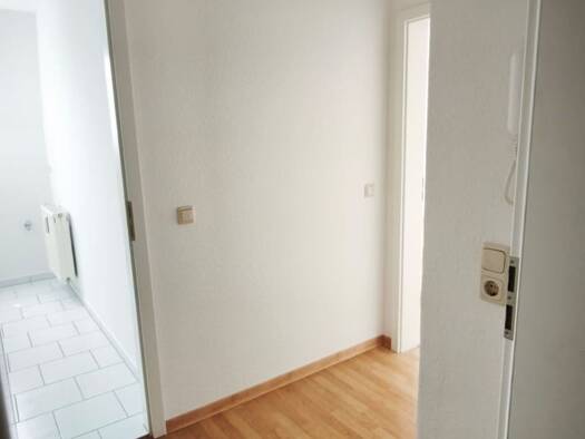 Wohnung zur Miete 180 € 1 Zimmer 29 m² 2. Geschoss frei ab sofort Schillerstraße 6 Treuen Treuen 08233