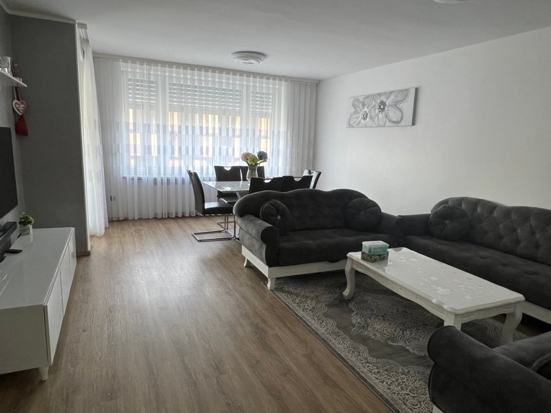 Wohnung zum Kauf 295.000 € 3 Zimmer 91,7 m²<br/>Wohnfläche 2.<br/>Geschoss Burgunderstraße - Napoleonstein Regensburg 93053