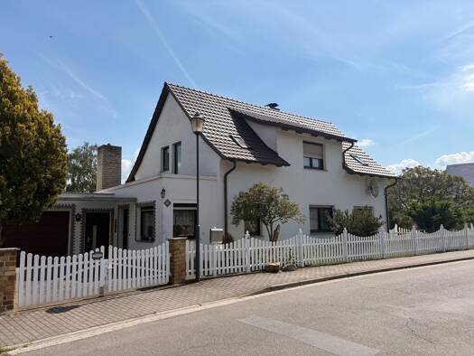 Einfamilienhaus zum Kauf 239.000 € 1 Zimmer 140 m² 1.695 m² Grundstück frei ab sofort Audenhain Mockrehna 04862