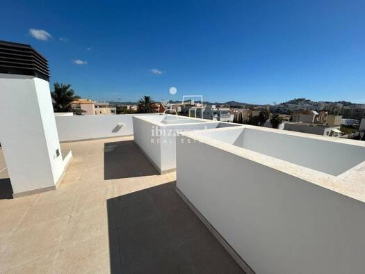 Penthouse zur Miete - Erstbezug 3.300 € 3 Zimmer 110 m² Ibiza Stadt 07800