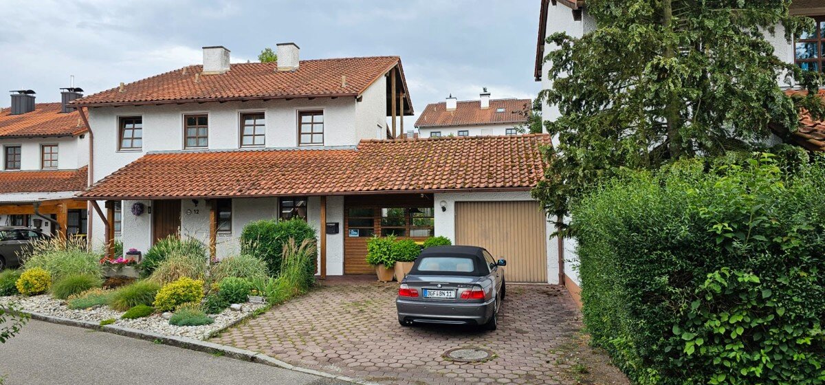 Einfamilienhaus zum Kauf provisionsfrei 550.000 € 4 Zimmer 140 m²<br/>Wohnfläche 480 m²<br/>Grundstück Dingolfing Dingolfing 84130