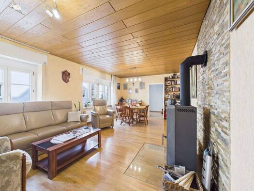 Wohnung zum Kauf 250.000 € 4,5 Zimmer 84 m² Stadtgebiet Göppingen 73033