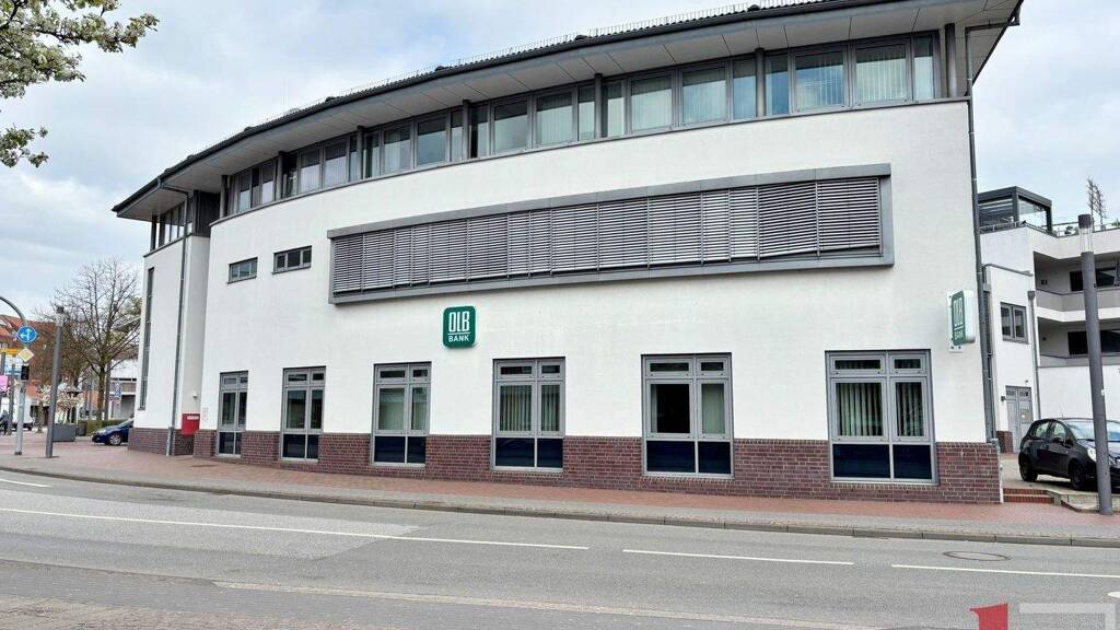 Bürogebäude zur Miete 4.000 € 378,2 m² Bürofläche Lohne 49393