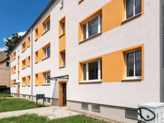 Wohnung zur Miete nur mit Wohnberechtigungsschein 320 € 3 Zimmer 60,7 m² 1. Geschoss Geschwister-Scholl-Straße 93 Aschersleben 06449