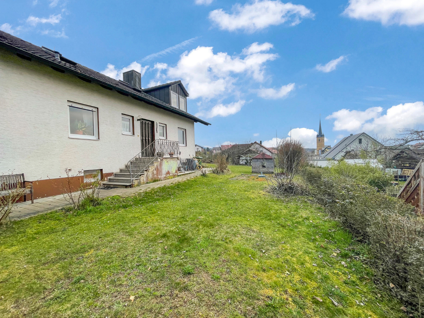 Immobilie in Strullendorf - Vielseitiges Raumwunder mit riesigem Garten – Ihr neues Zuhause in Mistendorf - Bild 3