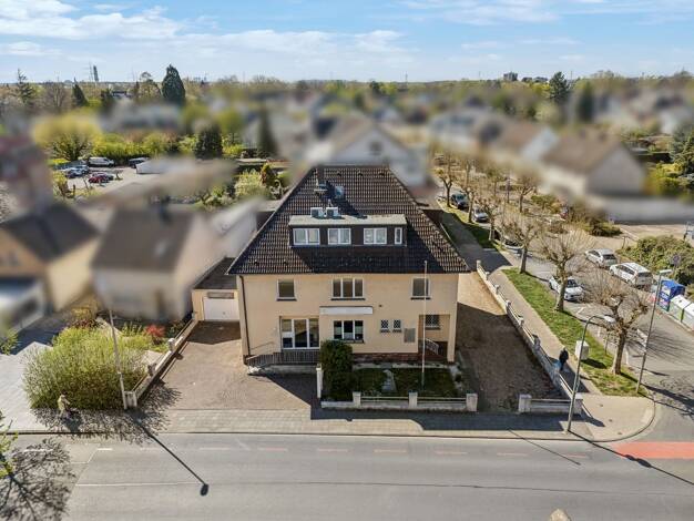 Mehrfamilienhaus zum Kauf 1.325.000 € 13 Zimmer 348 m² 689 m² Grundstück Dormagen - Mitte Dormagen 41539