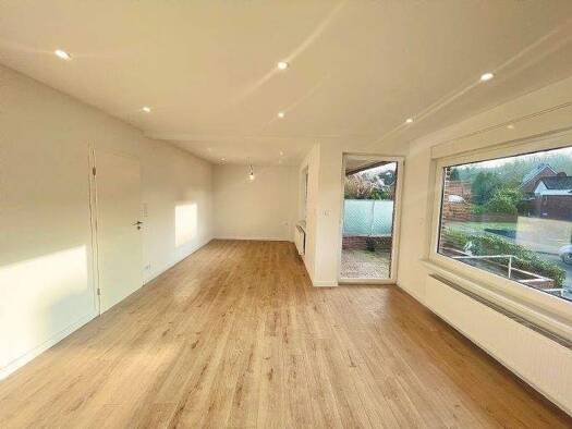 Doppelhaushälfte zum Kauf 385.000 € 4 Zimmer 114 m² 300 m² Grundstück frei ab sofort Stade 21682