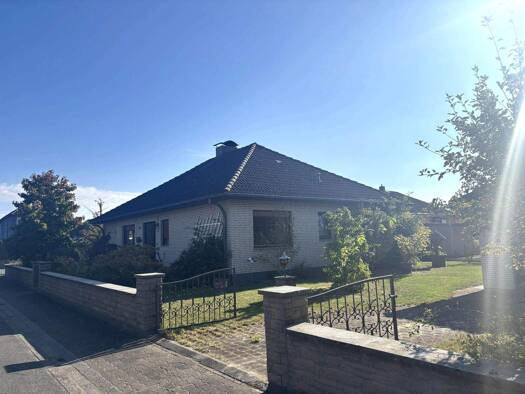 Einfamilienhaus zum Kauf 219.000 € 4 Zimmer 117 m² 847 m² Grundstück frei ab sofort Wustrow Wustrow 29462