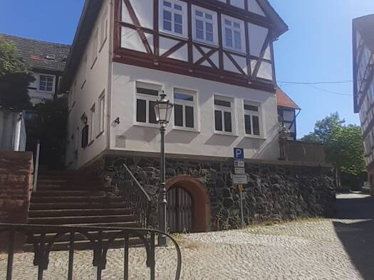 Haus zur Miete 900 € 3 Zimmer 125 m² Homberg 34576