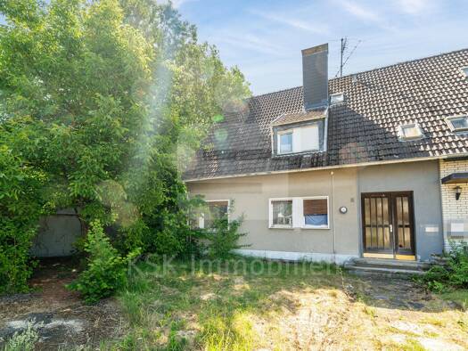 Doppelhaushälfte zum Kauf 250.000 € 4 Zimmer 106,5 m² 516 m² Grundstück Oberpleis Königswinter 53639