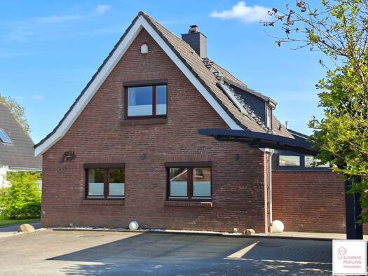 Einfamilienhaus zum Kauf 497.000 € 5 Zimmer 165 m² 450 m² Grundstück frei ab sofort Hauptstraße 53 Badendorf 23619
