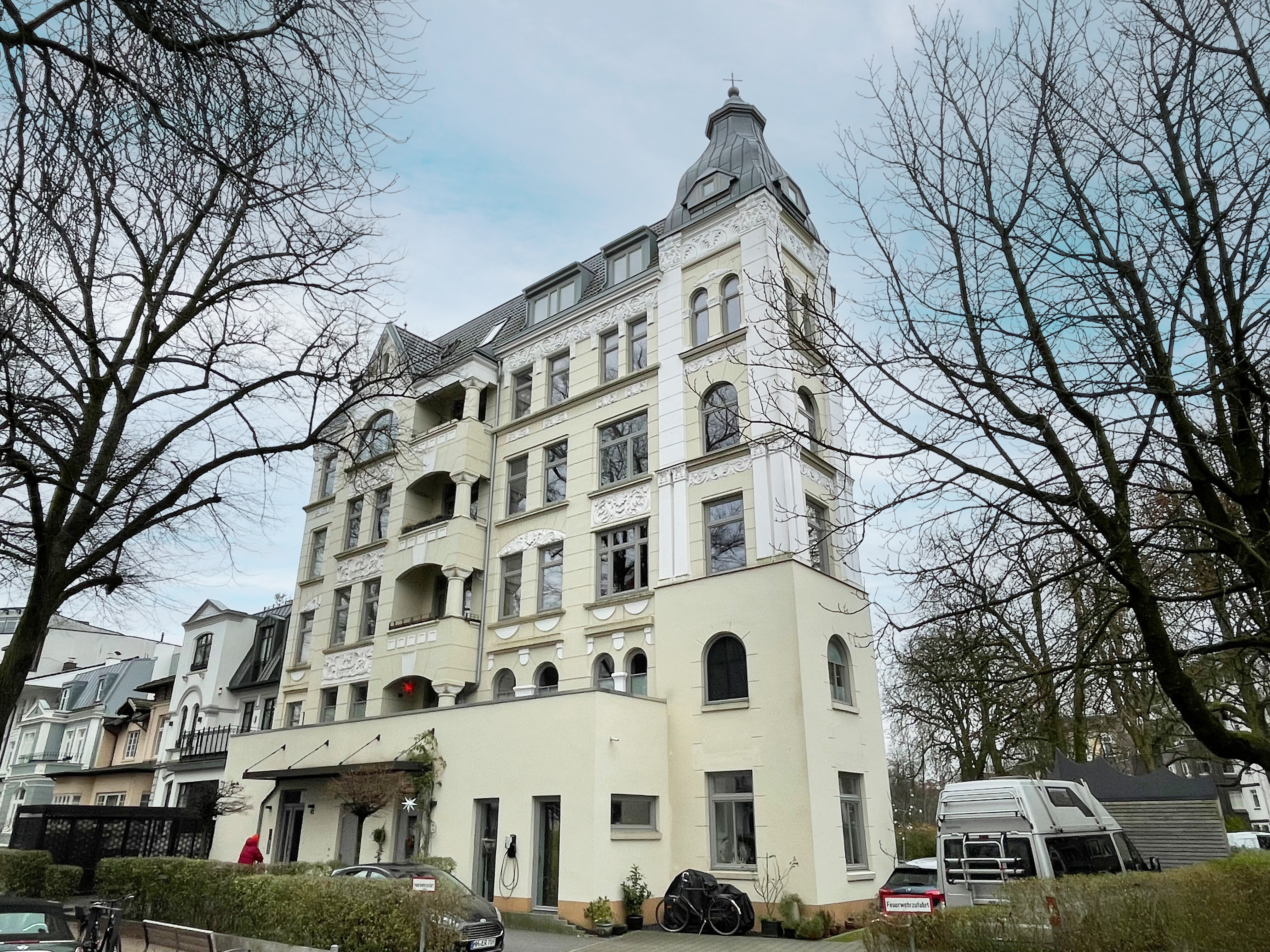 Wohnung zur Miete 4.900 € 6,5 Zimmer 233 m²<br/>Wohnfläche 5.<br/>Geschoss ab sofort<br/>Verfügbarkeit Hoheluft - Ost Hamburg 20251