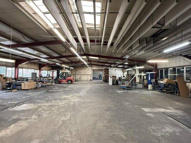 Produktionshalle zum Kauf provisionsfrei 2.140.000 € 1.600 m² Lagerfläche Marienfelde Berlin 12277