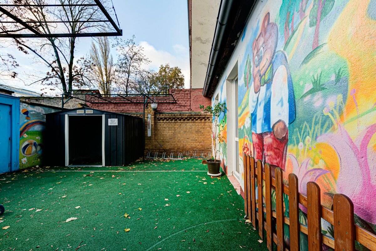 2 Zimmer mit *Balkon*: Gründerzeit-Wohnung im beliebten Friedrichshain - nahe Volkspark! – Eckertstraße 17, 10249 Berlin – Vorschaubild 8