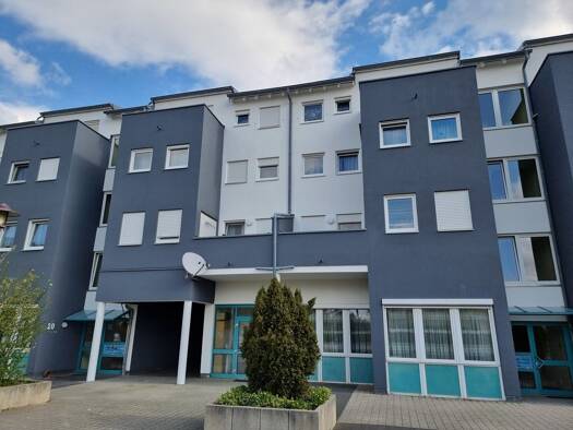 Wohnung zum Kauf 145.000 € 1,5 Zimmer 51 m² EG Lindenallee 18 Öhringen Öhringen 74613