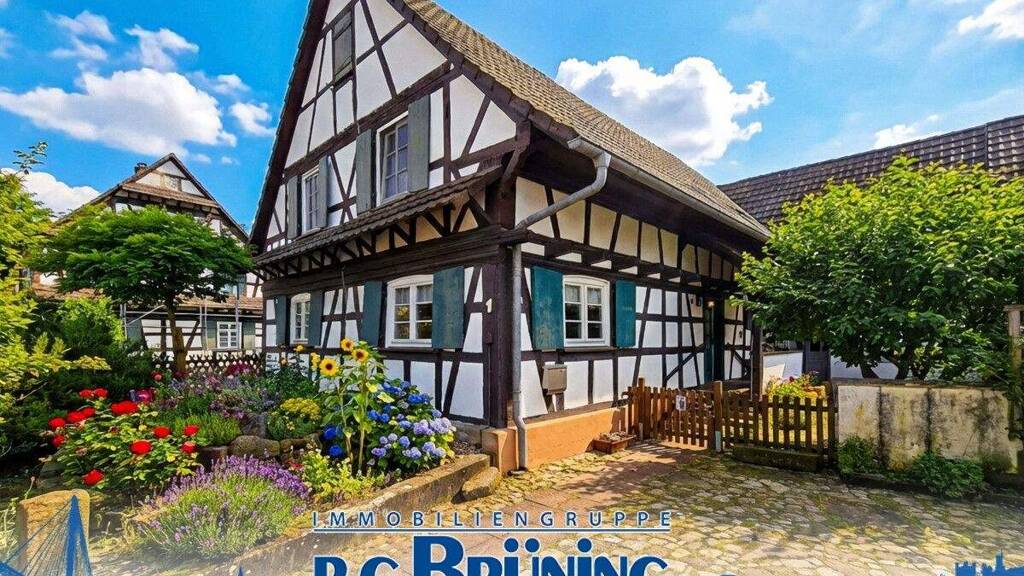 Mehrfamilienhaus zum Kauf 449.000 € 7 Zimmer 239 m² 832 m² Grundstück Zierolshofen Kehl 77694