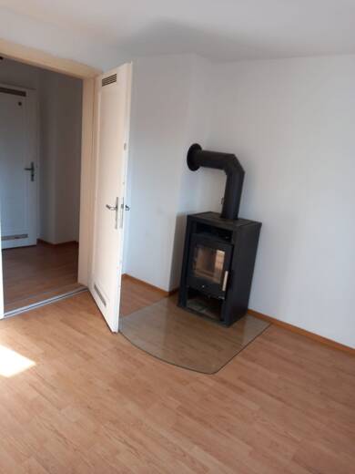 Wohnung zur Miete 300 € 2 Zimmer 44 m² Dachgeschoss, 2. Geschoss frei ab sofort Weidenhäuser Straße 17A Niederhone Eschwege 37269