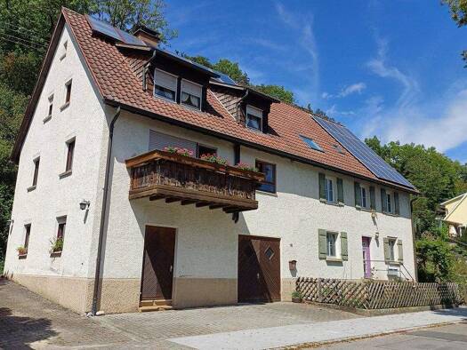 Haus zum Kauf 298.000 € 247 m² 1.007 m² Grundstück frei ab sofort Gorheimer Str. 18 Sigmaringen 72488
