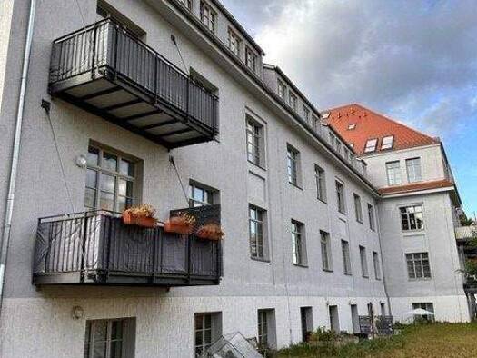 Terrassenwohnung zur Miete 902 € 3 Zimmer 82 m² EG Klingerstraße 12 b Mickten Dresden 01139